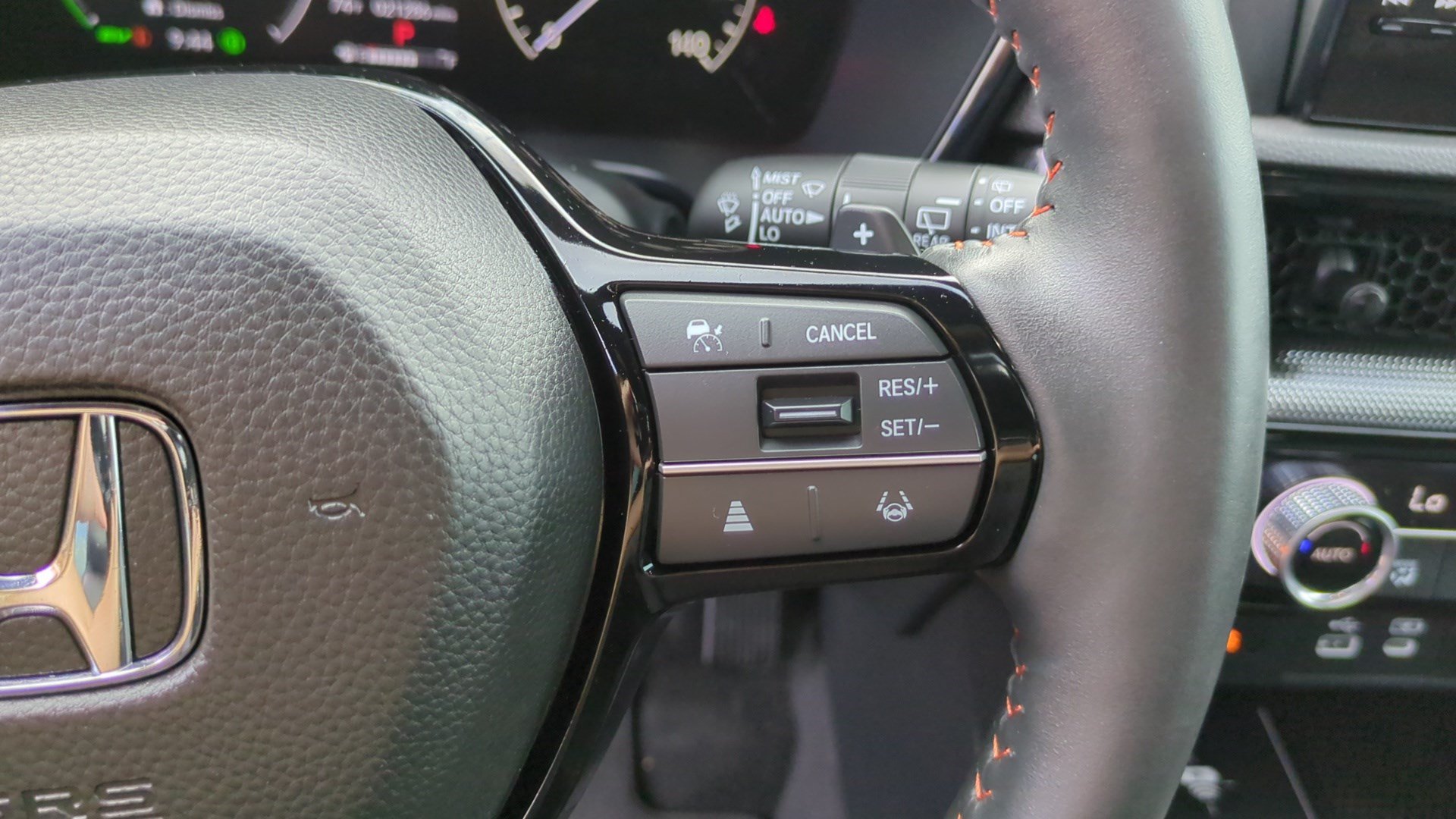 Used 2024 Honda CR-V Sport Touring image 19