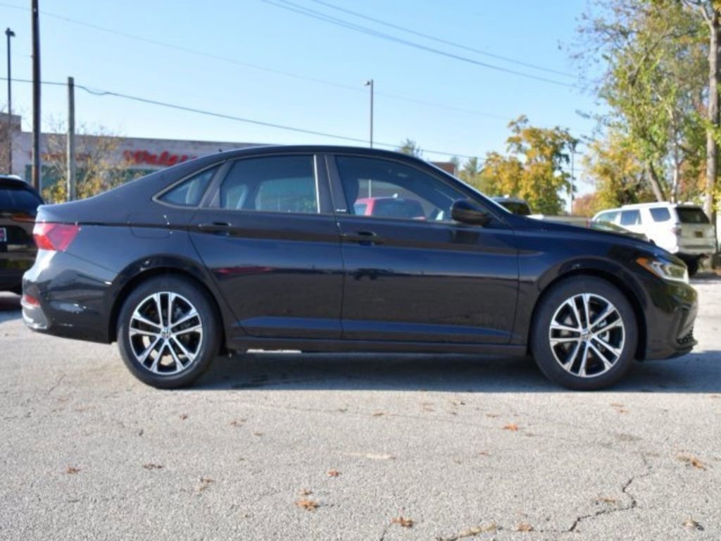 New 2026 Volkswagen Jetta Sport FWD image 8