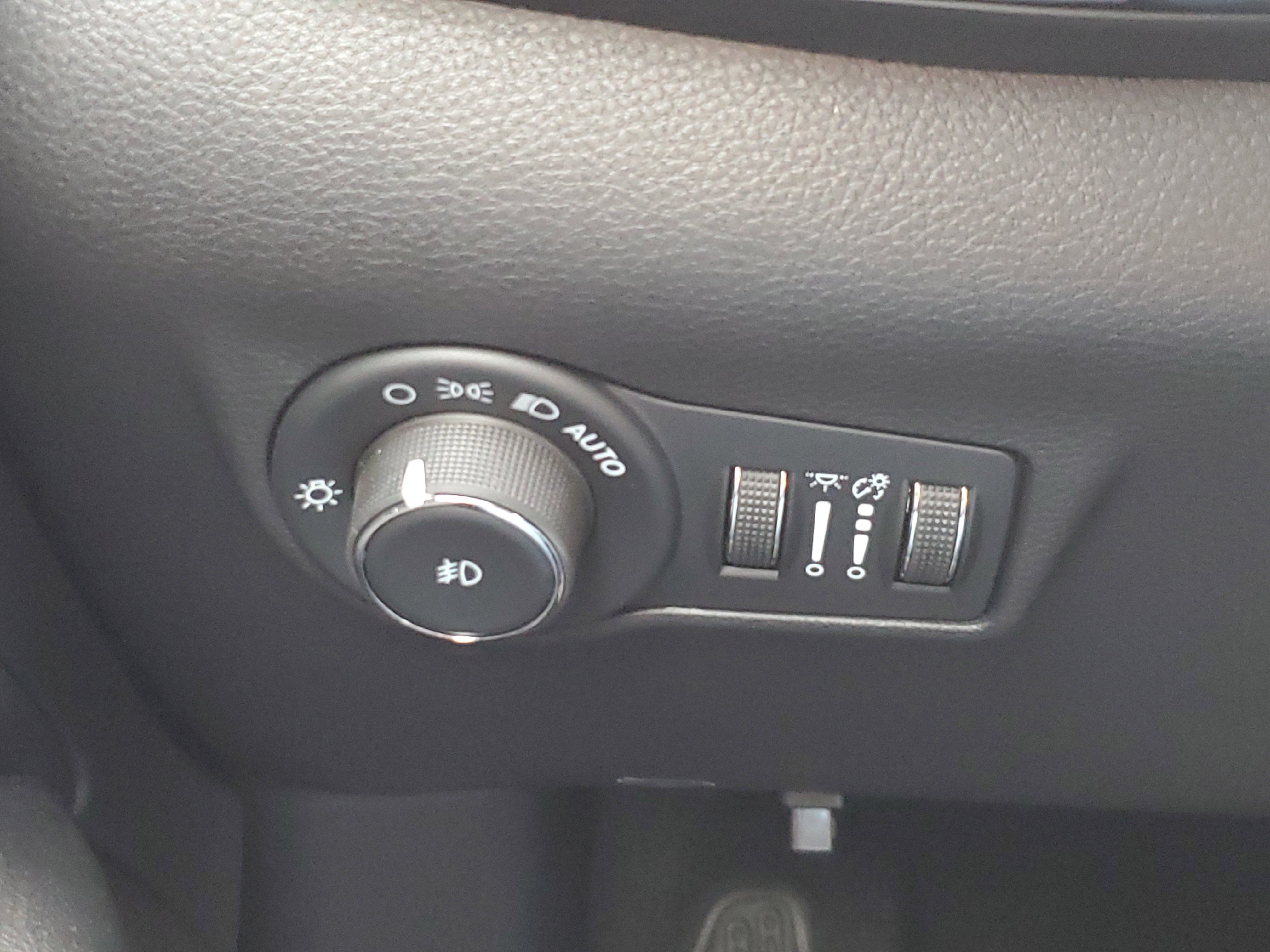 New 2026 Jeep Compass Limited image 11