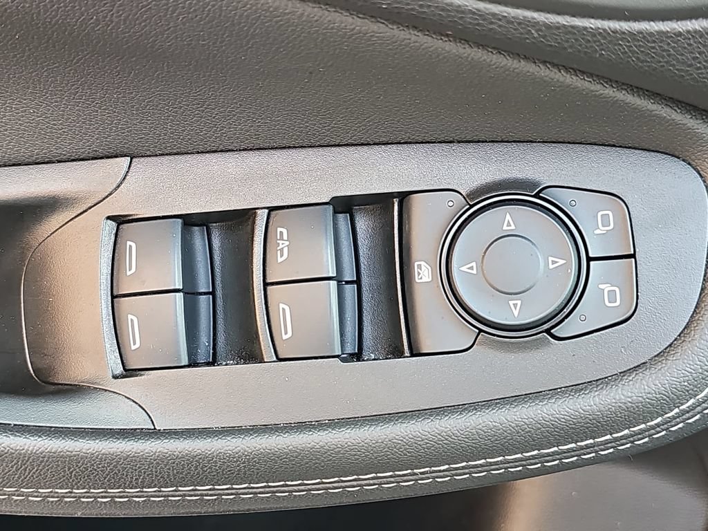 Used 2024 Buick Encore GX Sport Touring AWD/4WD image 27