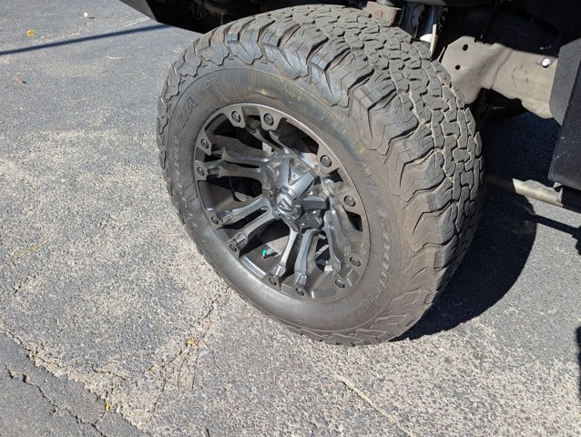Used 2017 GMC Sierra 2500 Denali w/ Duramax Plus Package image 9