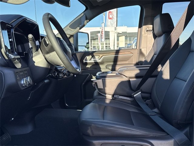New 2026 GMC Sierra 2500 SLT image 11