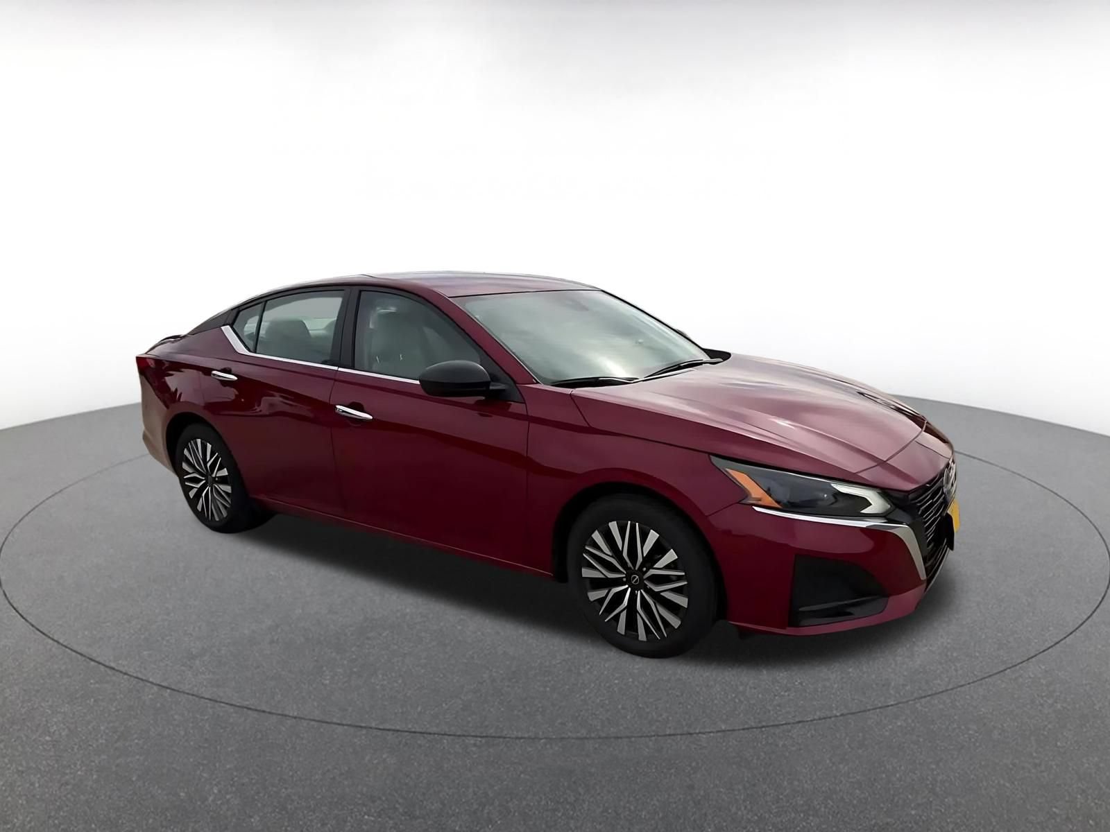 Used 2025 Nissan Altima 2.5 SV FWD video 2