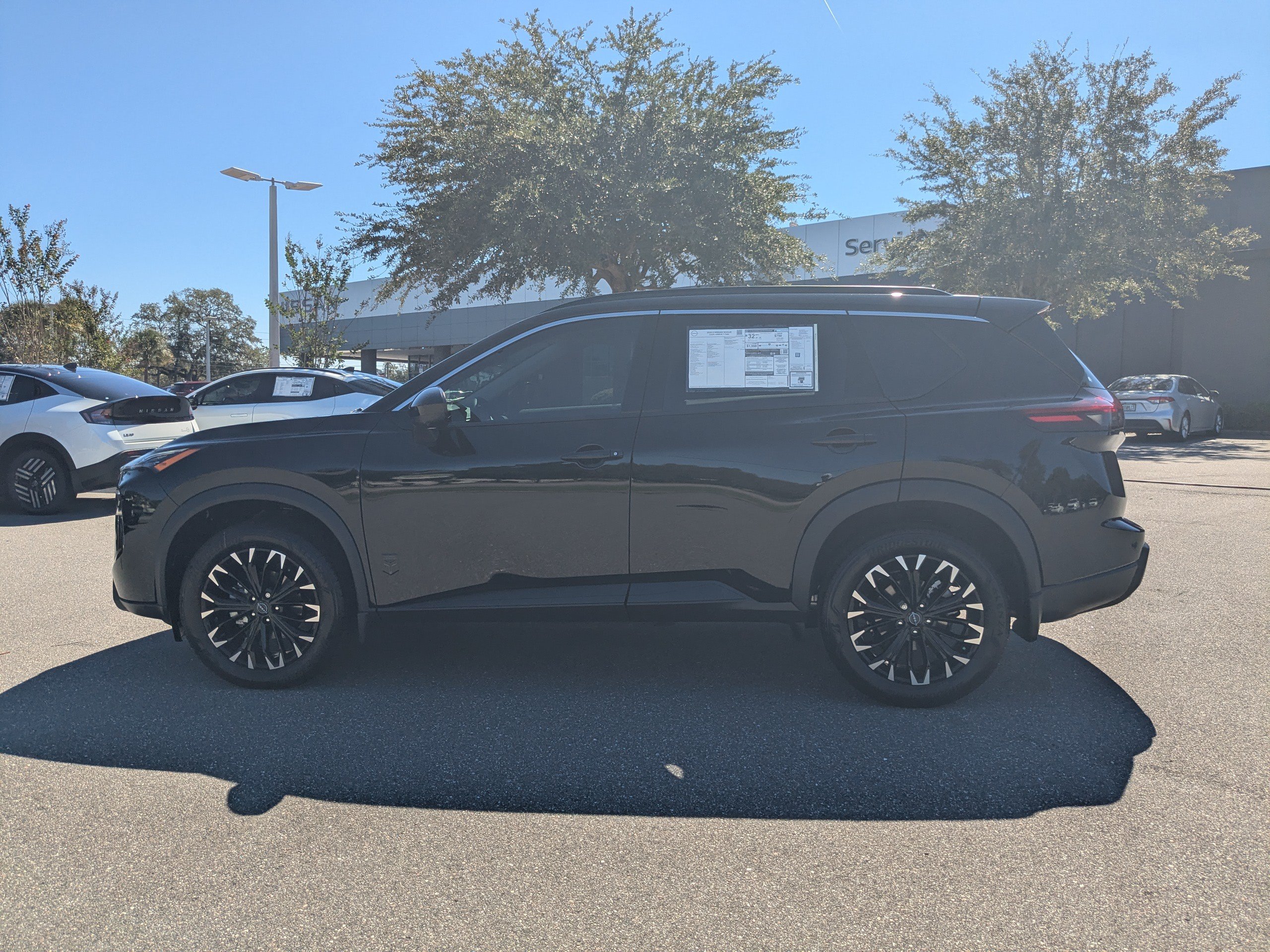 New 2026 Nissan Rogue Dark Armor FWD image 7