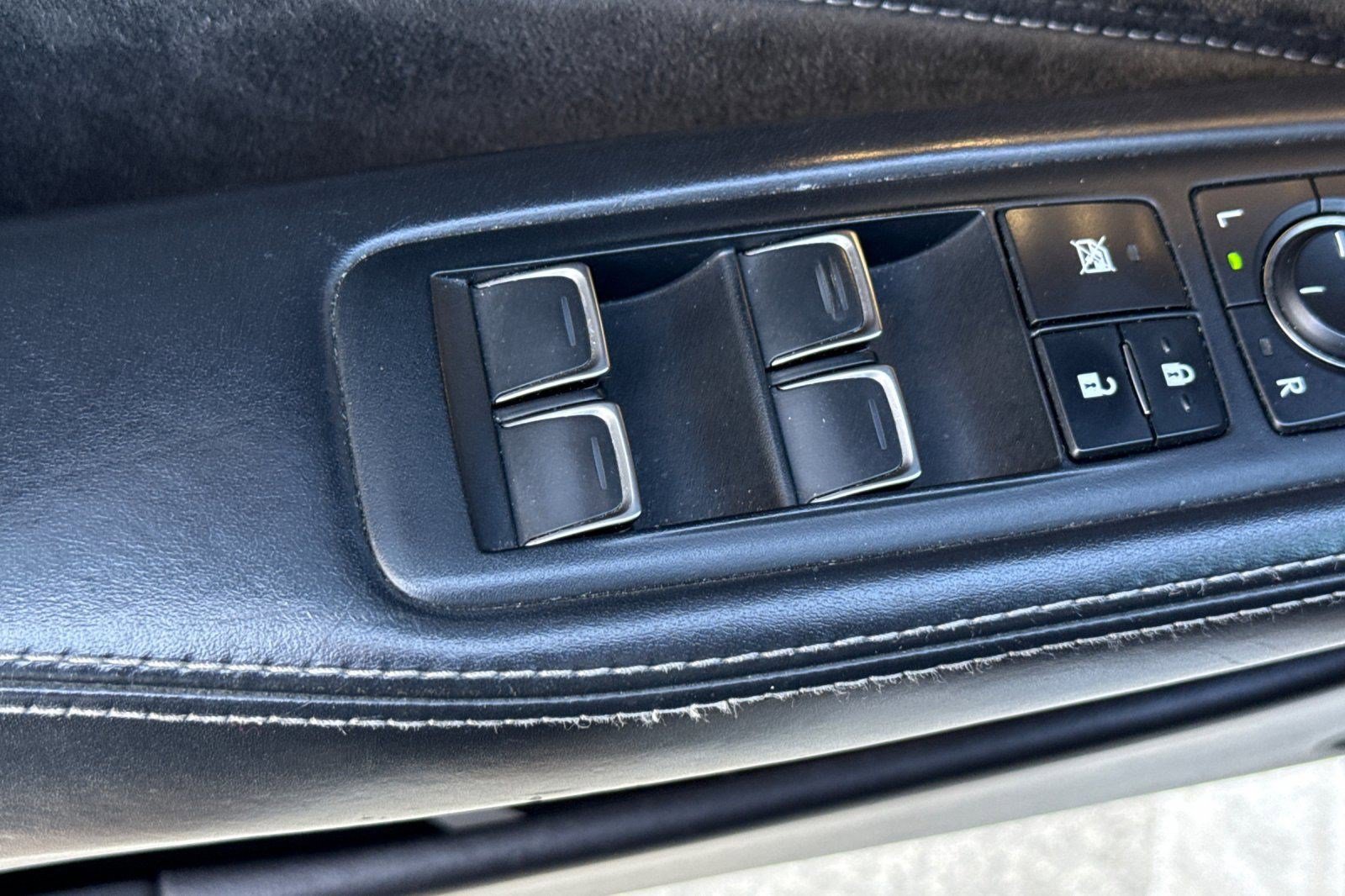 Used 2020 Lexus LS 500 w/ Interior Upgrade Package RWD image 12