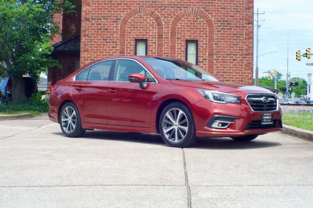 Used 2018 Subaru Legacy 3.6R Limited AWD/4WD image 3