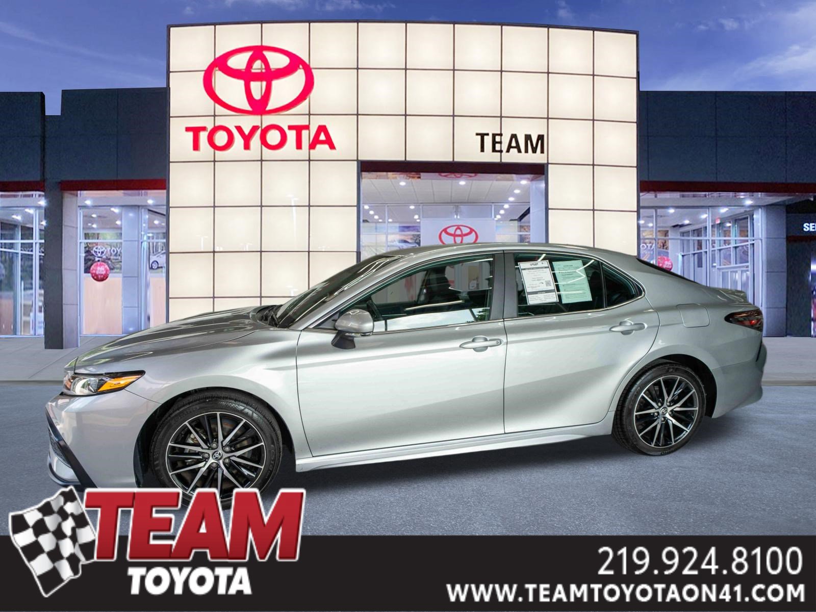 Used 2024 Toyota Camry SE