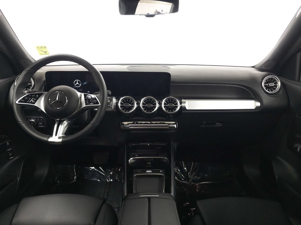 Certified 2026 Mercedes-Benz GLB 250 4MATIC image 22