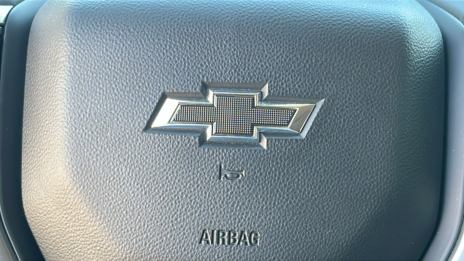 Used 2024 Chevrolet Silverado 1500 LT Trail Boss w/ LPO, Dark Essentials Package image 17