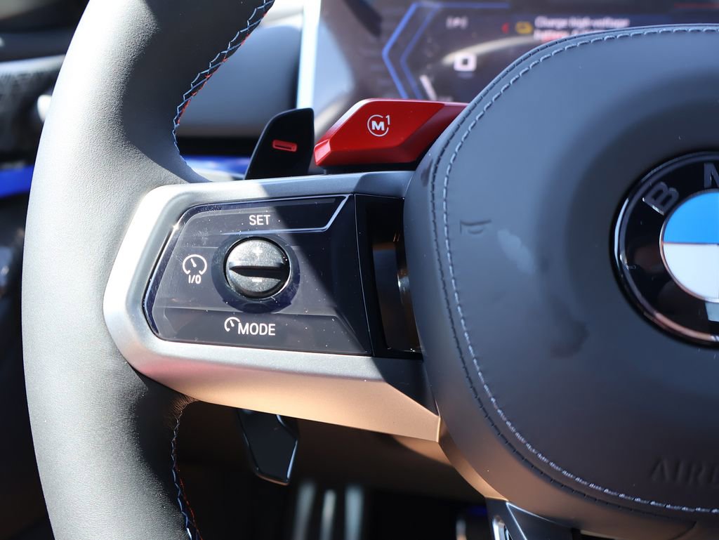 New 2026 BMW M5 w/ Executive Package image 36