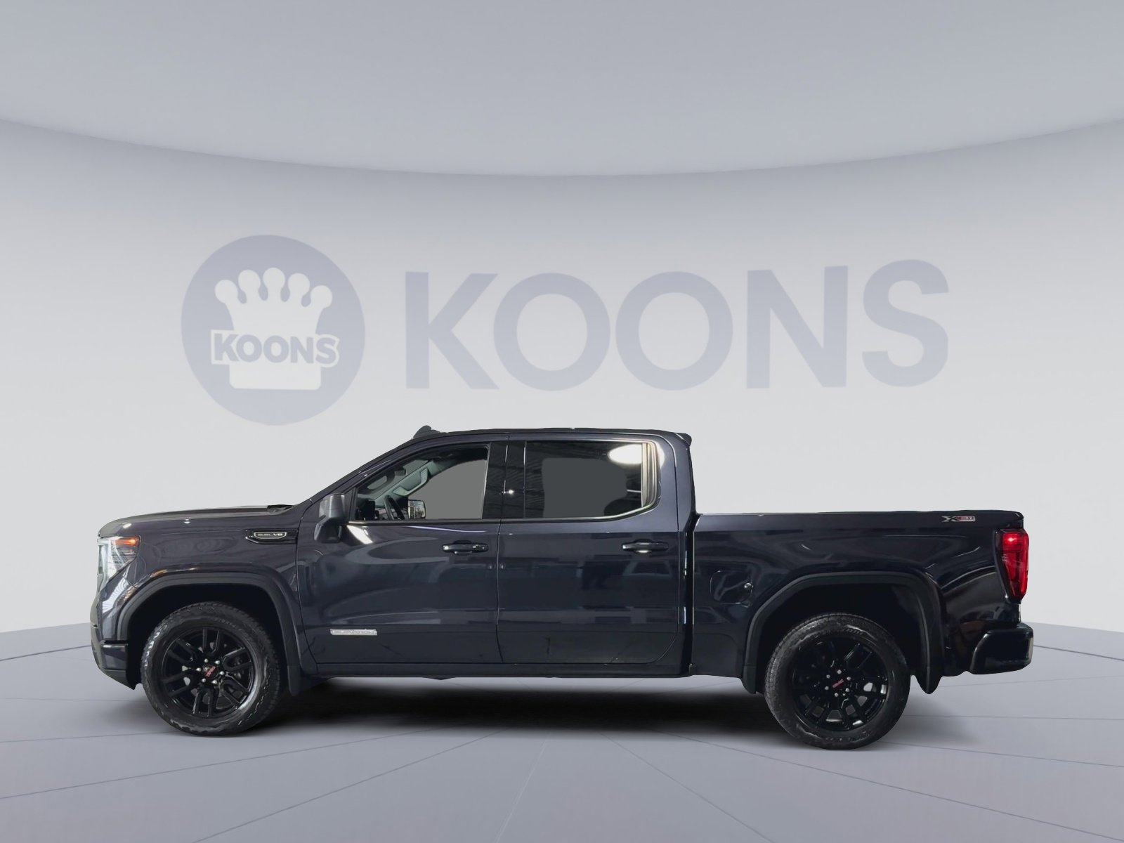 Used 2023 GMC Sierra 1500 Elevation image 8