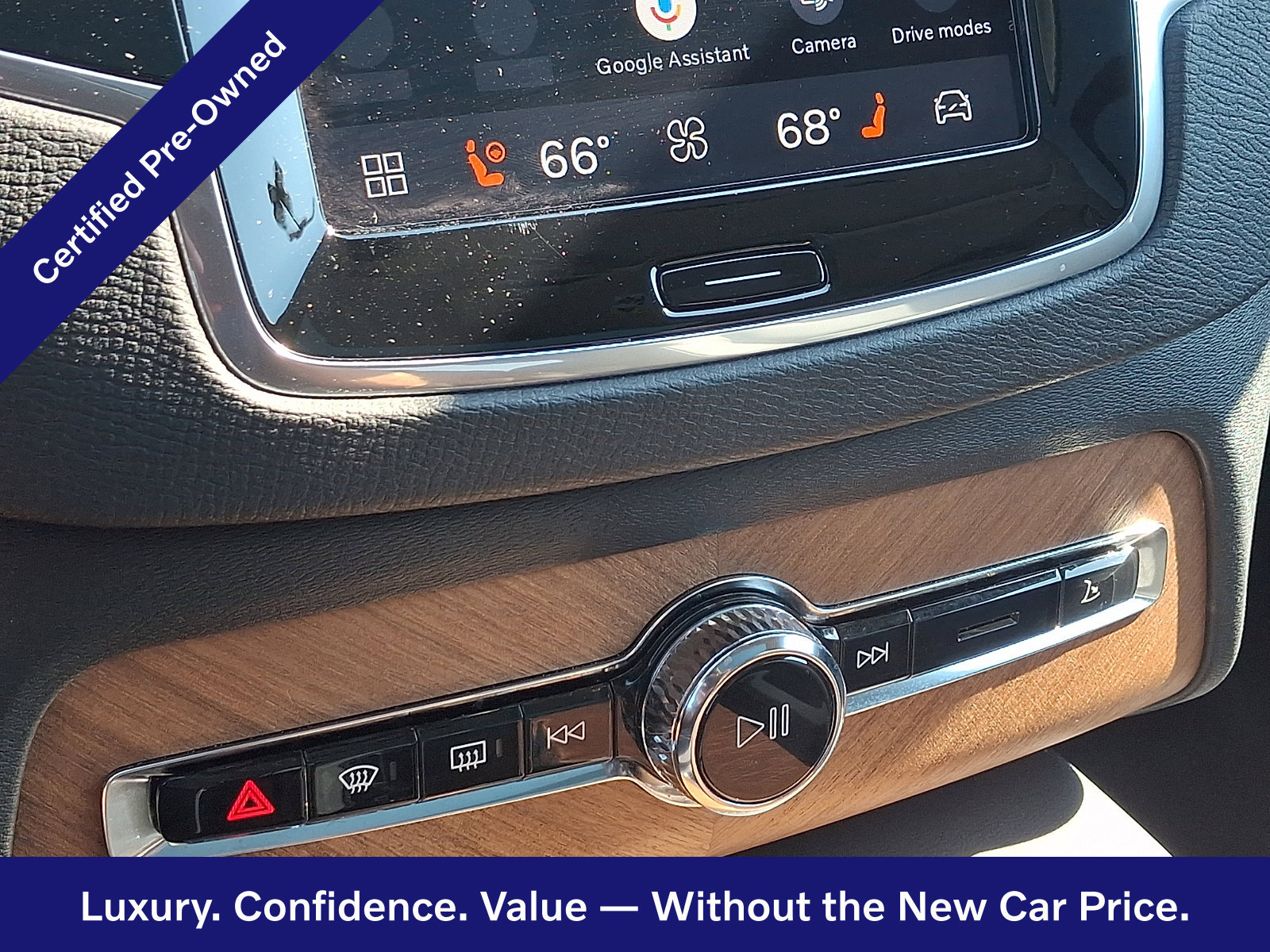 Certified 2024 Volvo XC90 B6 Plus w/ Protection Package Premier AWD/4WD image 17