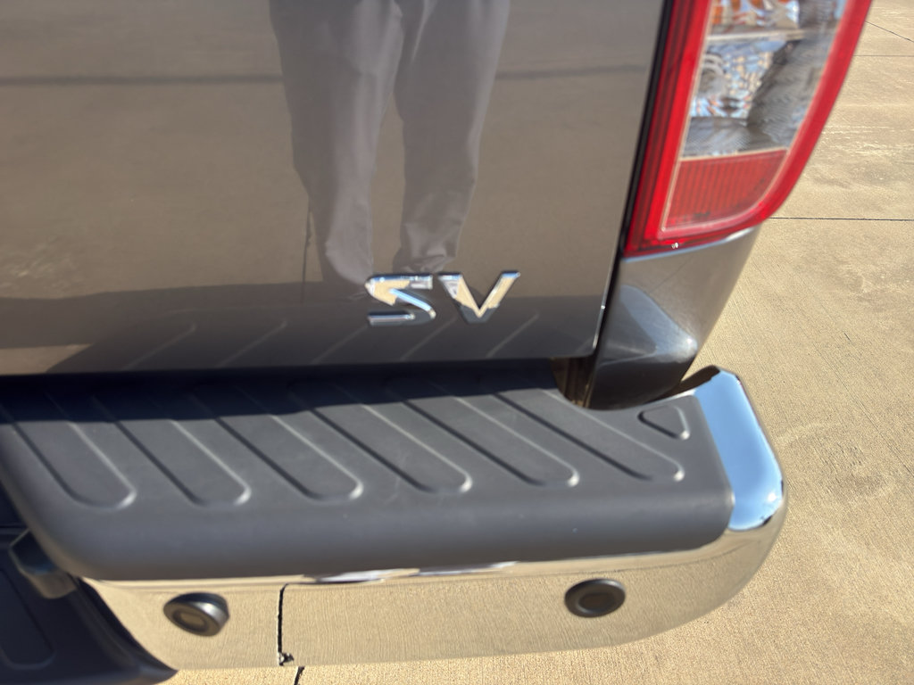 Used 2021 Nissan Frontier SV RWD image 10