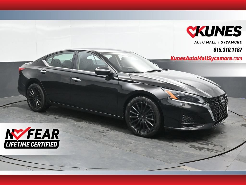 Used 2023 Nissan Altima 2.5 SV FWD video 1