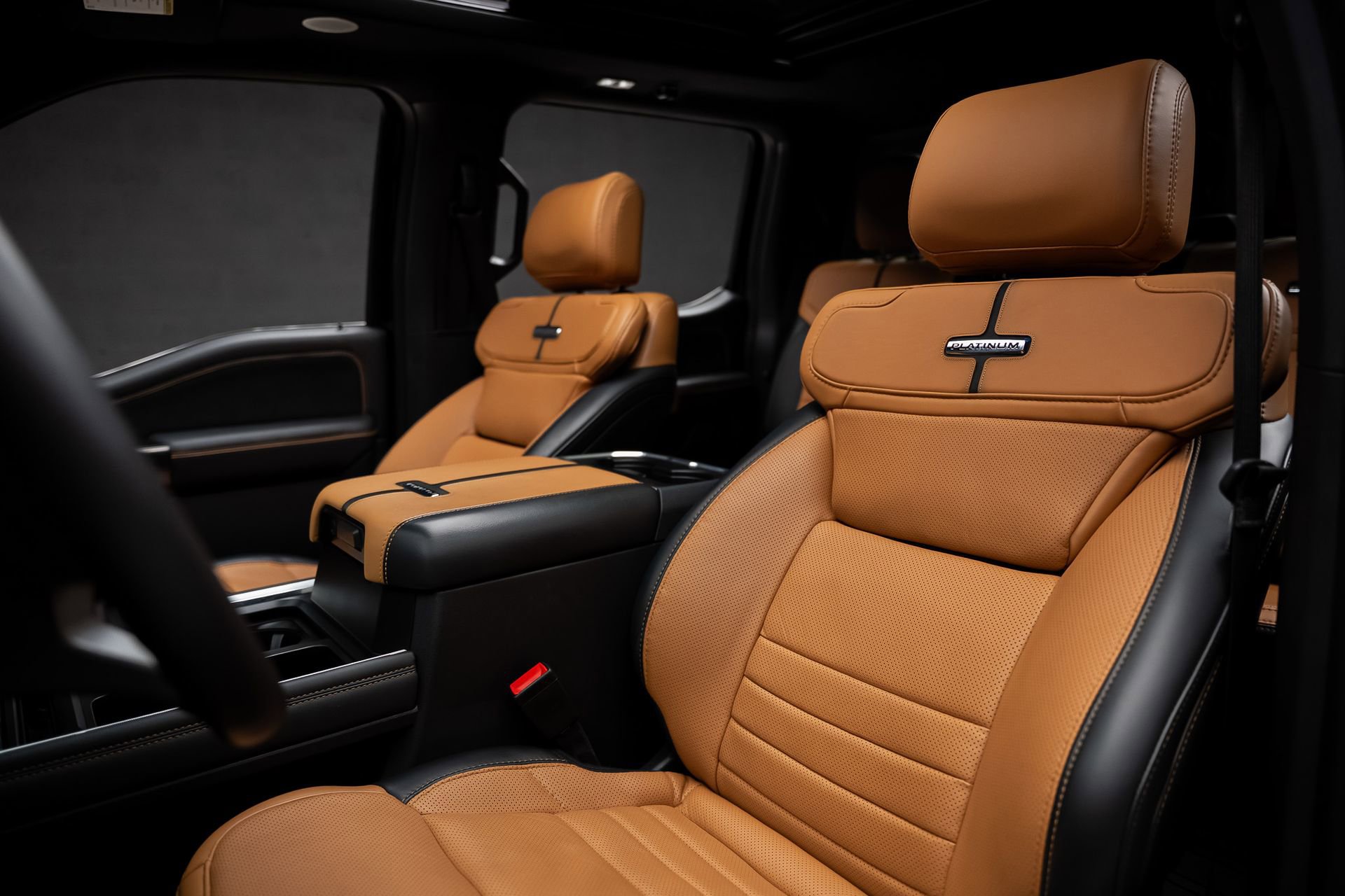 Used 2024 Ford F250 Platinum w/ Tremor Off-Road Package image 64