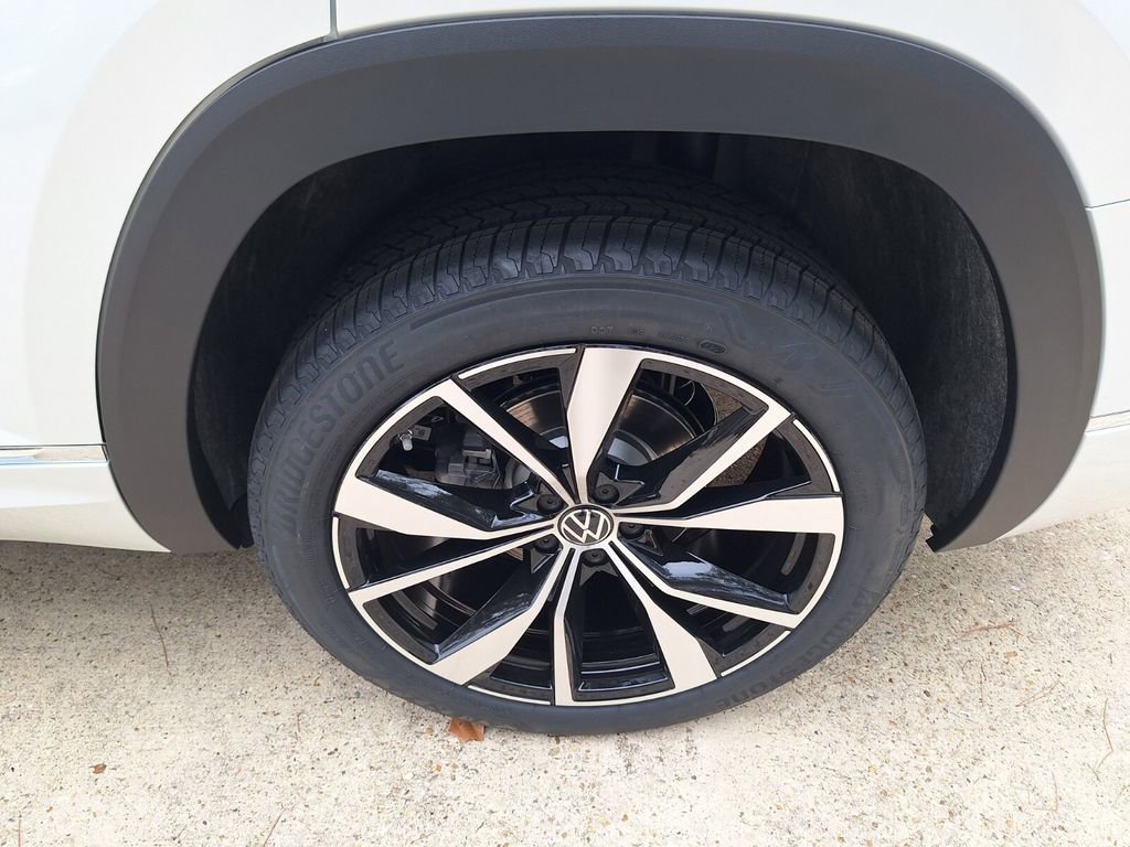 New 2026 Volkswagen Atlas SEL Premium R-Line image 25