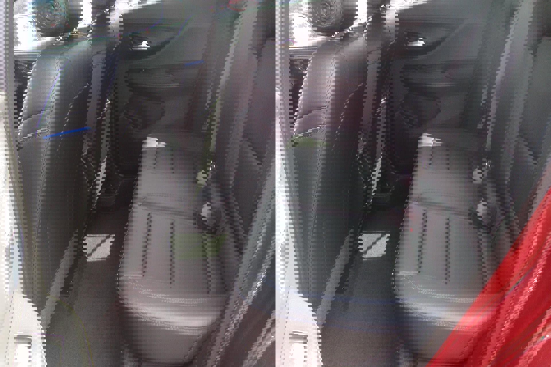 Used 2024 Buick Envista Sport Touring w/ Convenience I Package FWD image 17