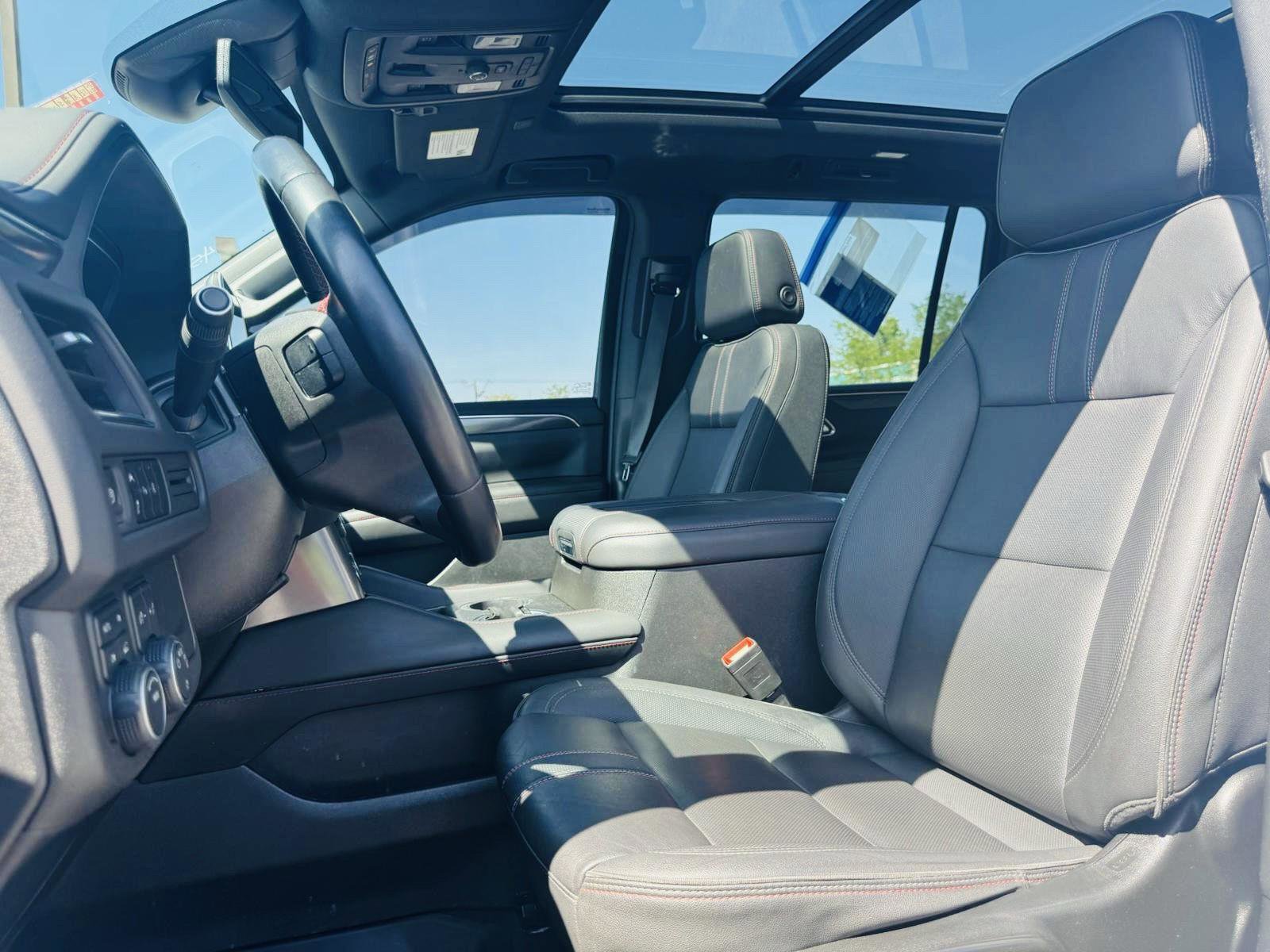 Used 2023 Chevrolet Suburban RST image 23