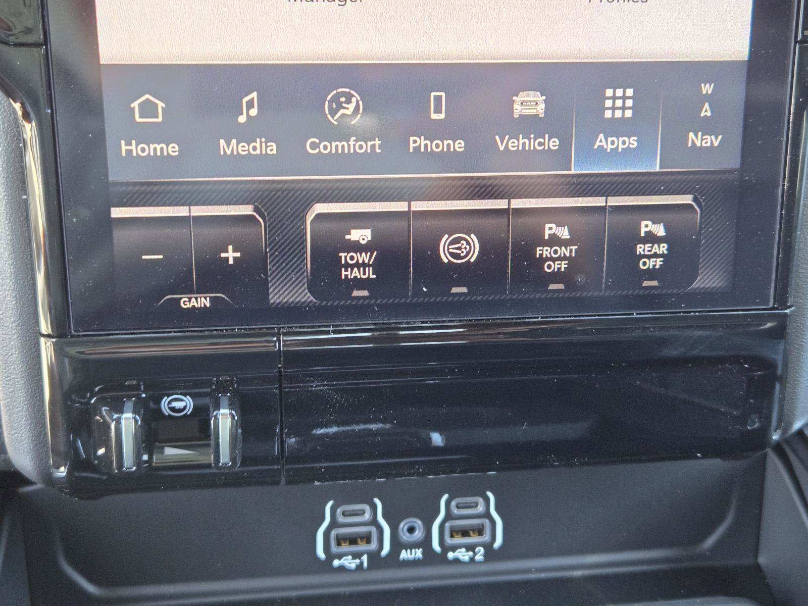 New 2025 RAM 2500 Laramie image 13