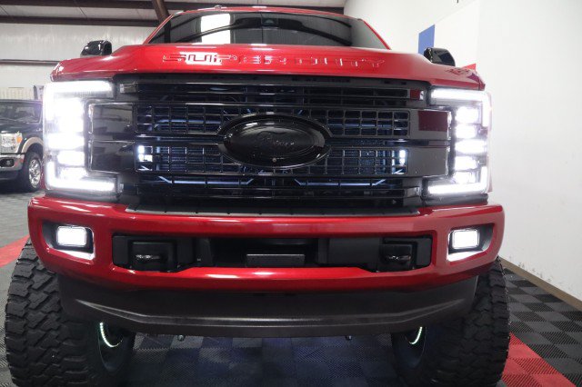 Used 2018 Ford F250 Platinum w/ Platinum Ultimate Package AWD/4WD image 23