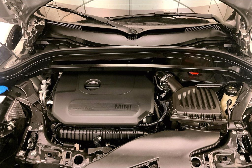 Certified 2024 MINI Cooper Countryman S FWD image 9