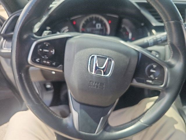 Used 2017 Honda Civic Sport image 4