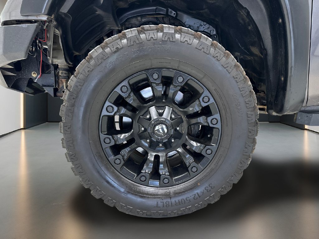 Used 2014 Toyota Tundra SR5 w/ SR5 Upgrade Package AWD/4WD image 10