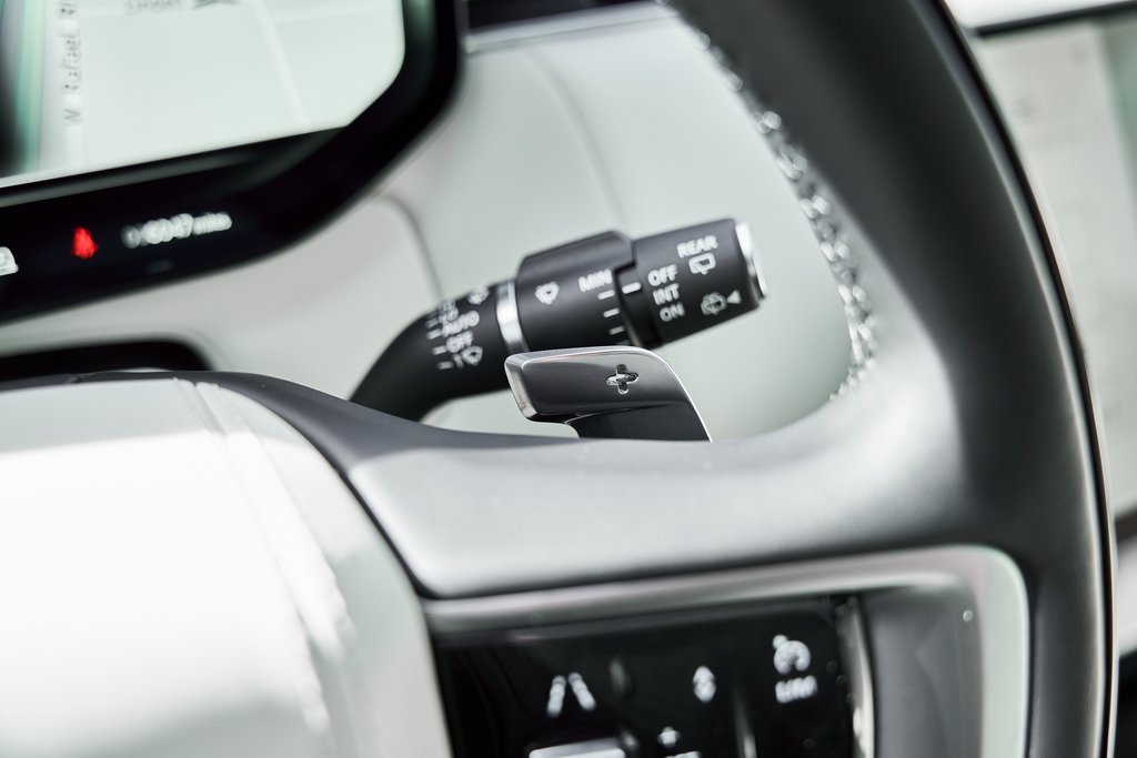 Used 2024 Land Rover Range Rover Long Wheelbase SE image 69