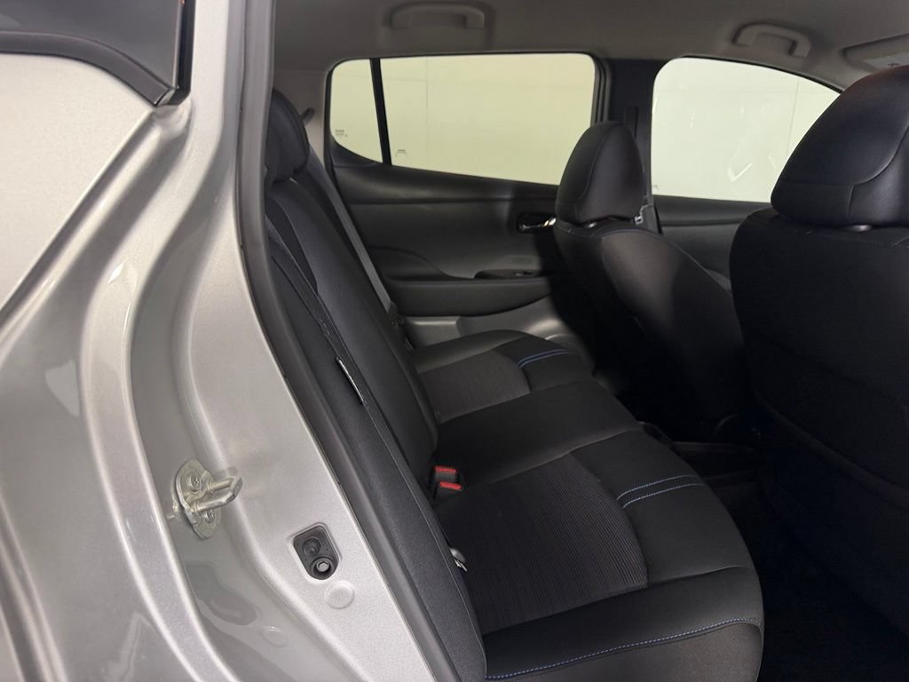 Used 2025 Nissan Leaf SV Plus FWD image 22