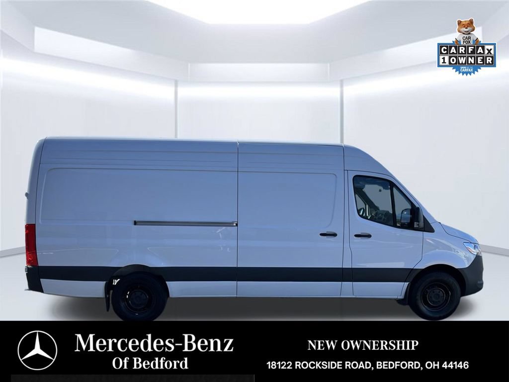 Used 2025 Mercedes-Benz Sprinter 2500 image 6