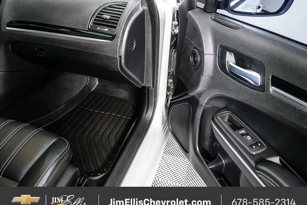 Used 2022 Chrysler 300 S w/ Safetytec Plus Group RWD image 26