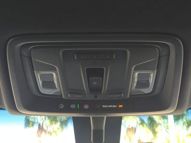 Used 2022 Chevrolet Silverado 3500 High Country image 24