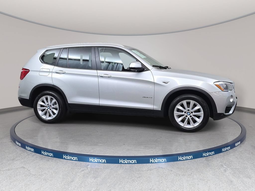 Used 2016 BMW X3 xDrive28i AWD/4WD image 4