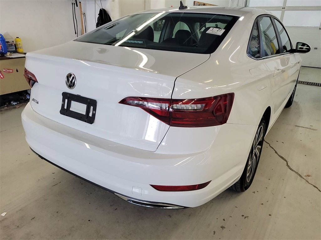 Used 2021 Volkswagen Jetta SEL Premium image 3