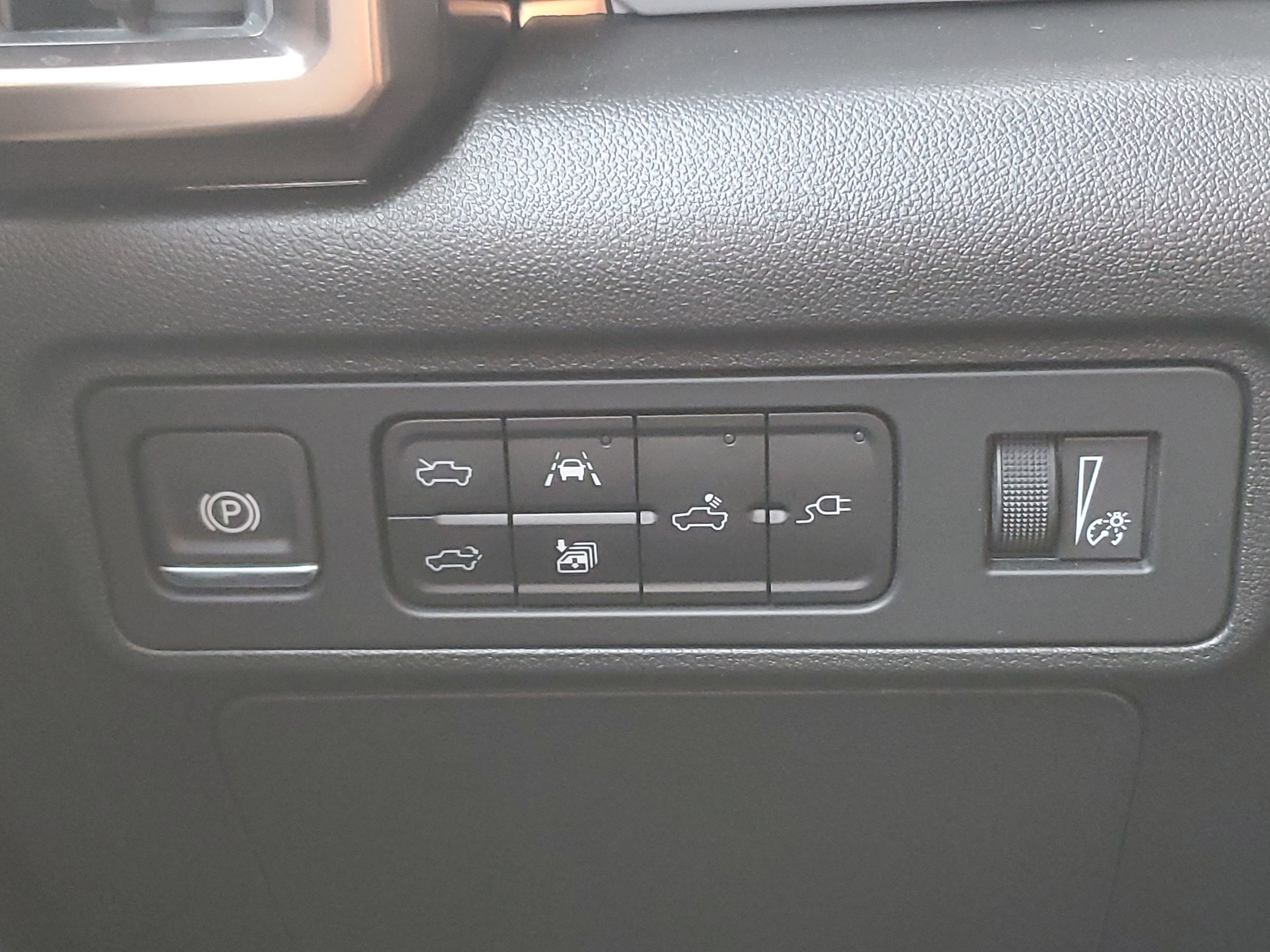 Used 2024 GMC Hummer EV 2X w/ Extreme Off-Road Package image 28