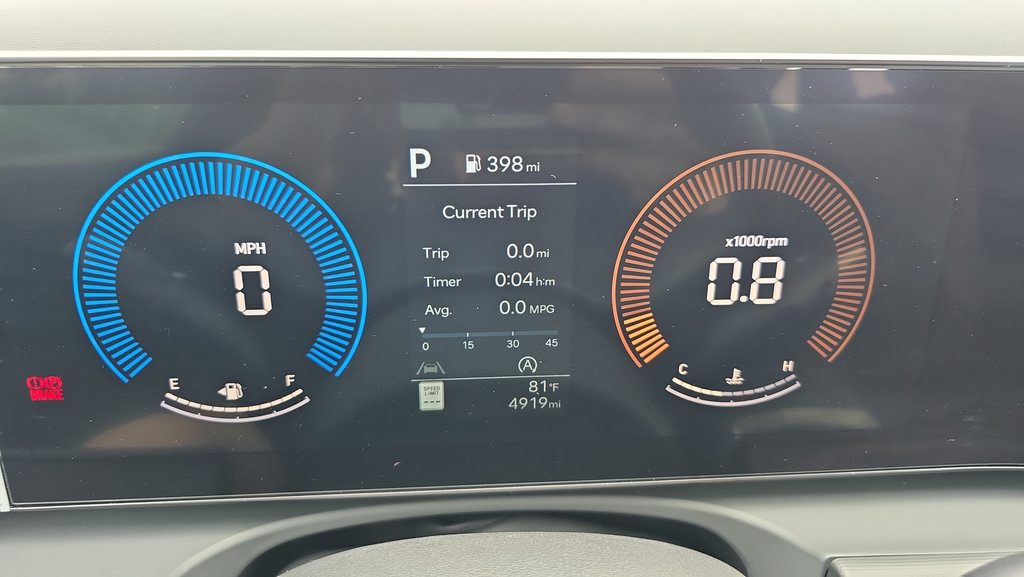 New 2025 Hyundai Tucson SE AWD/4WD image 17