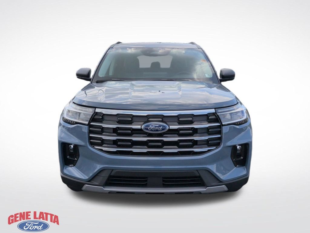 New 2026 Ford Explorer Active w/ Active Comfort Package AWD/4WD image 2