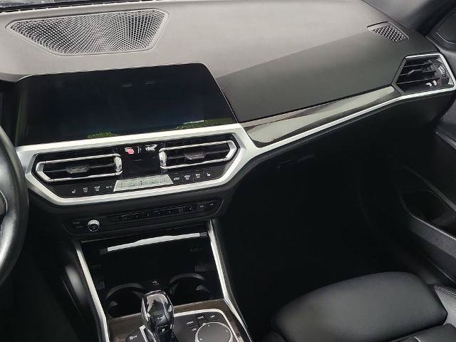 Used 2020 BMW 330i xDrive Sedan w/ Premium Package AWD/4WD image 10
