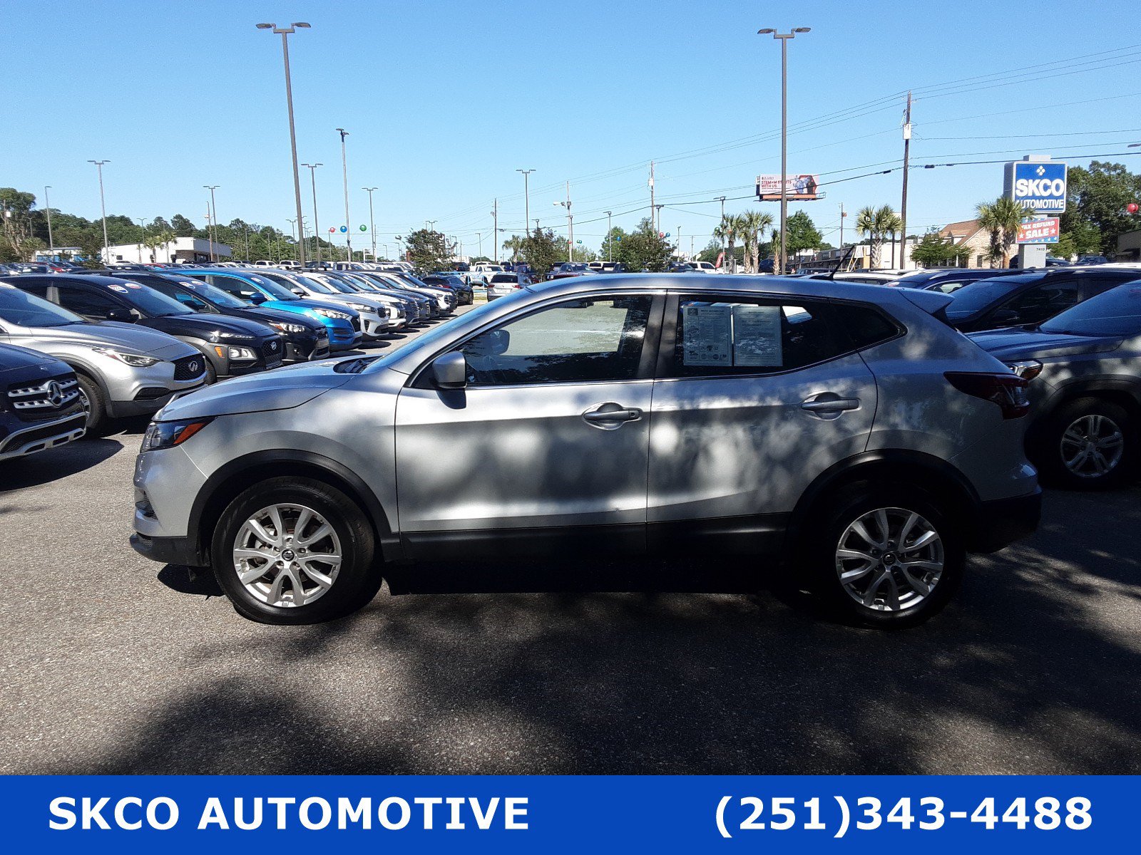 Used 2021 Nissan Rogue Sport S FWD image 2