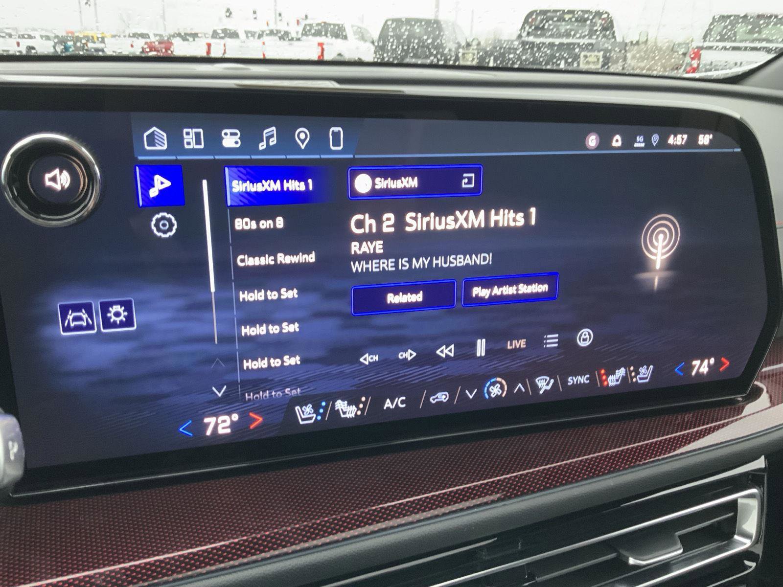 New 2026 Chevrolet Traverse RS w/ LPO, Floor Liner Package image 47