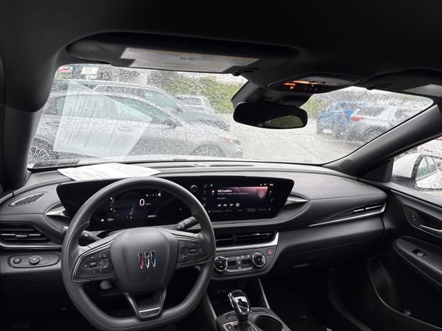 Used 2024 Buick Envista Preferred FWD image 11