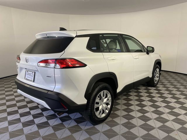 Used 2025 Toyota Corolla Cross L AWD/4WD image 9