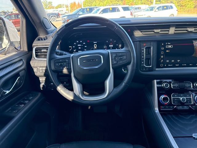 Used 2024 GMC Yukon Denali w/ Advanced Technology Package image 13