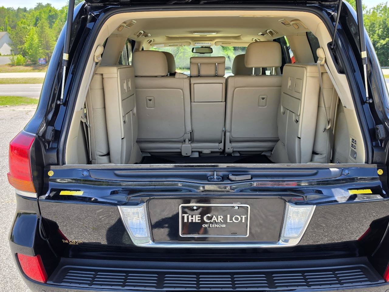 Used 2009 Lexus LX 570 4WD image 6