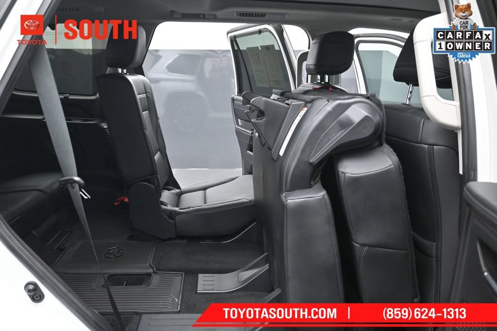 Used 2023 Toyota Sequoia Limited w/ Tow Technology Package AWD/4WD image 39
