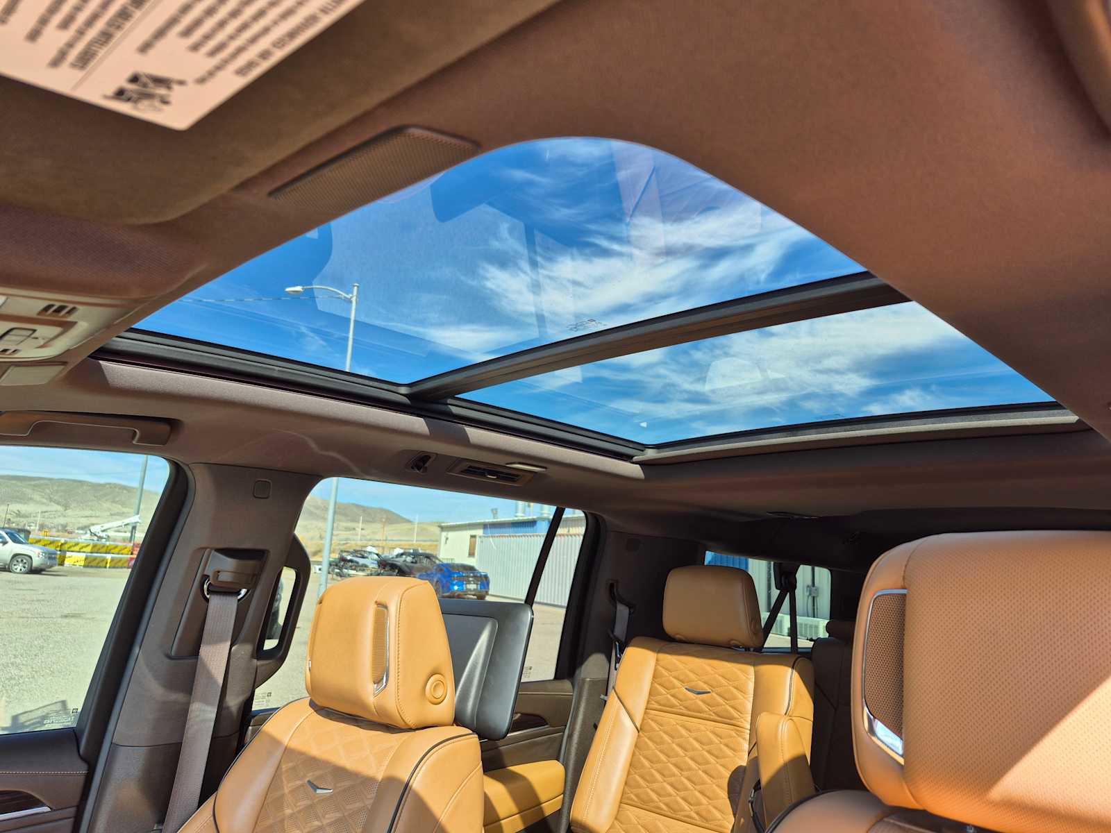 Used 2021 Cadillac Escalade ESV Premium Luxury w/ Driver Assist Tech Package AWD/4WD image 43