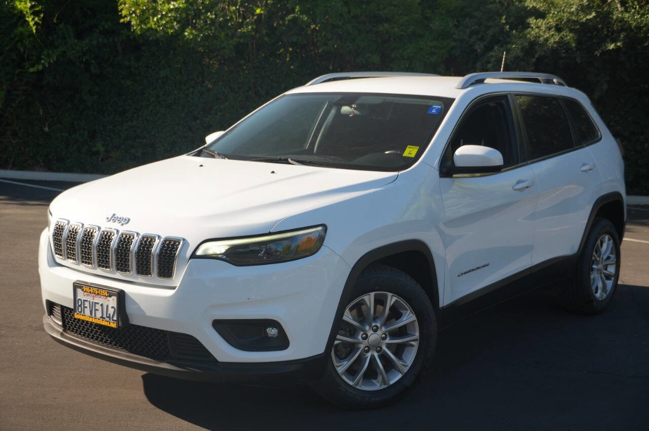 Used 2019 Jeep Cherokee Latitude w/ Cold Weather Group