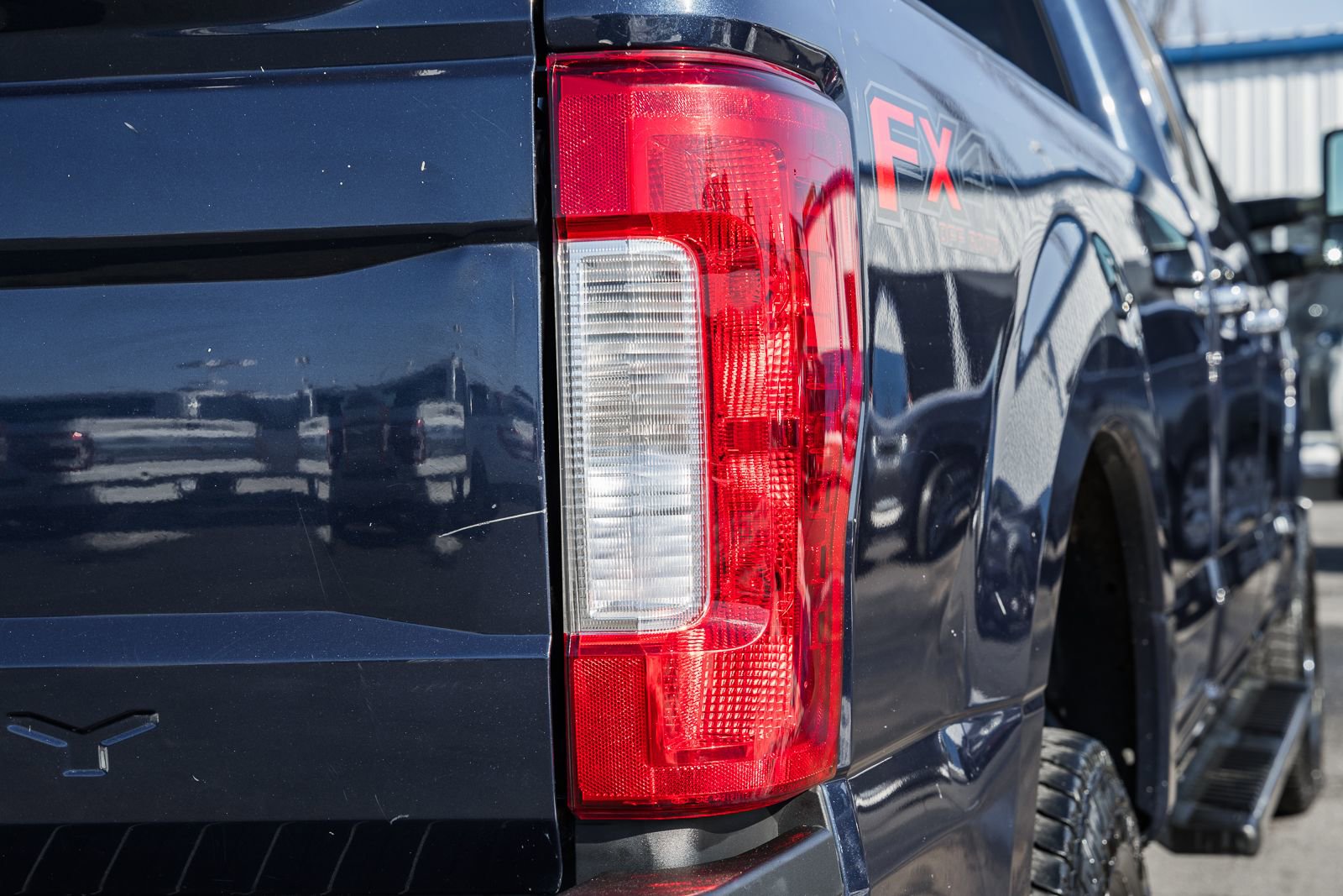 Used 2017 Ford F250 XLT w/ XLT Premium Package image 7