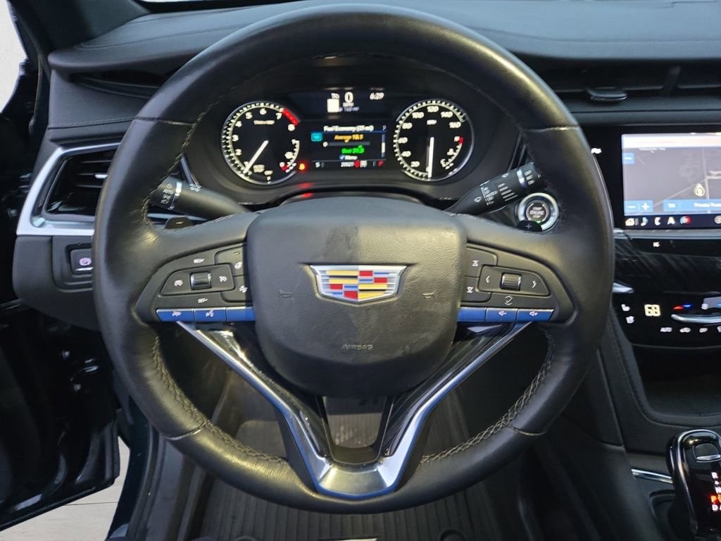 Certified 2024 Cadillac XT6 Premium Luxury AWD/4WD image 17