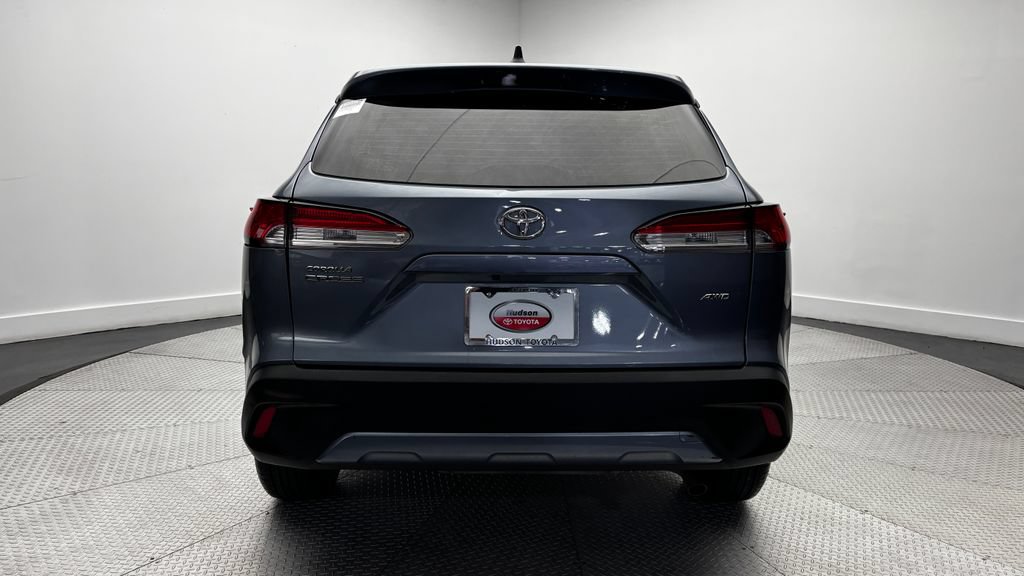 Used 2023 Toyota Corolla Cross L AWD/4WD image 34